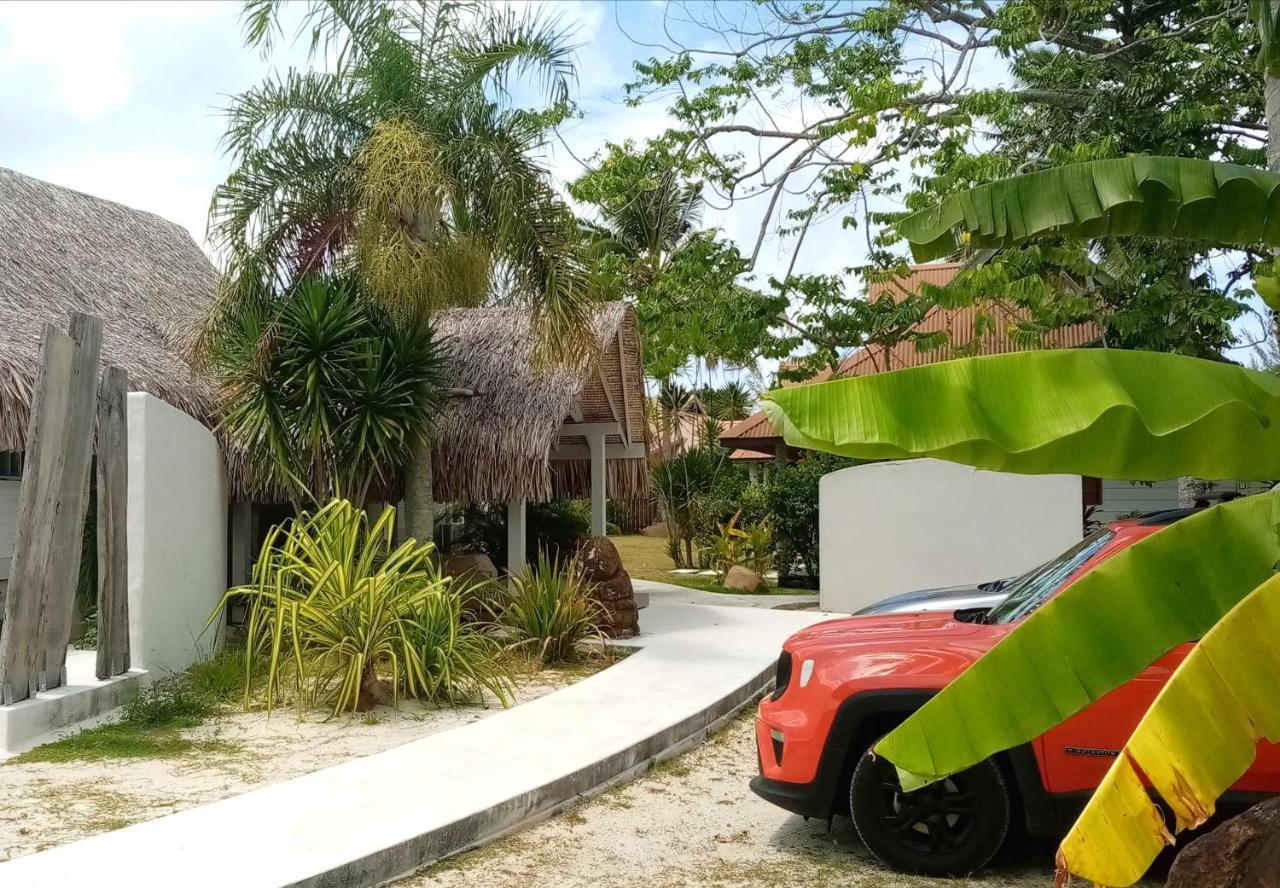Moorea Island Beach Hotel Exterior photo