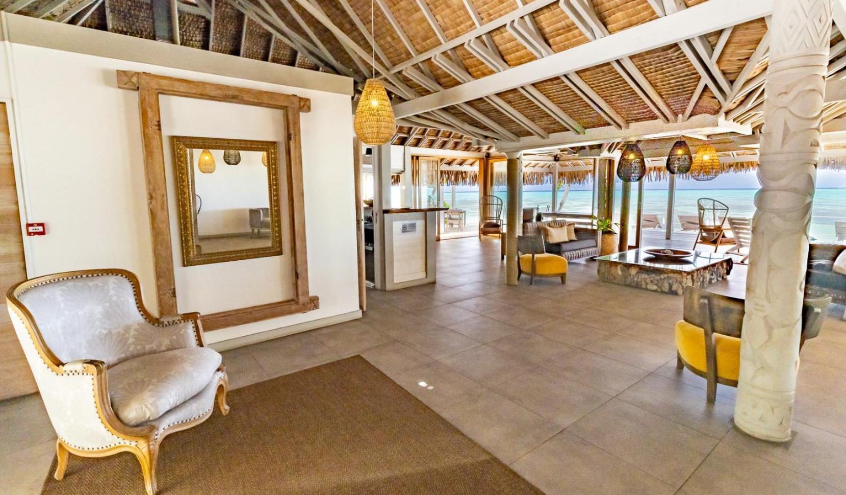 Moorea Island Beach Hotel Exterior photo