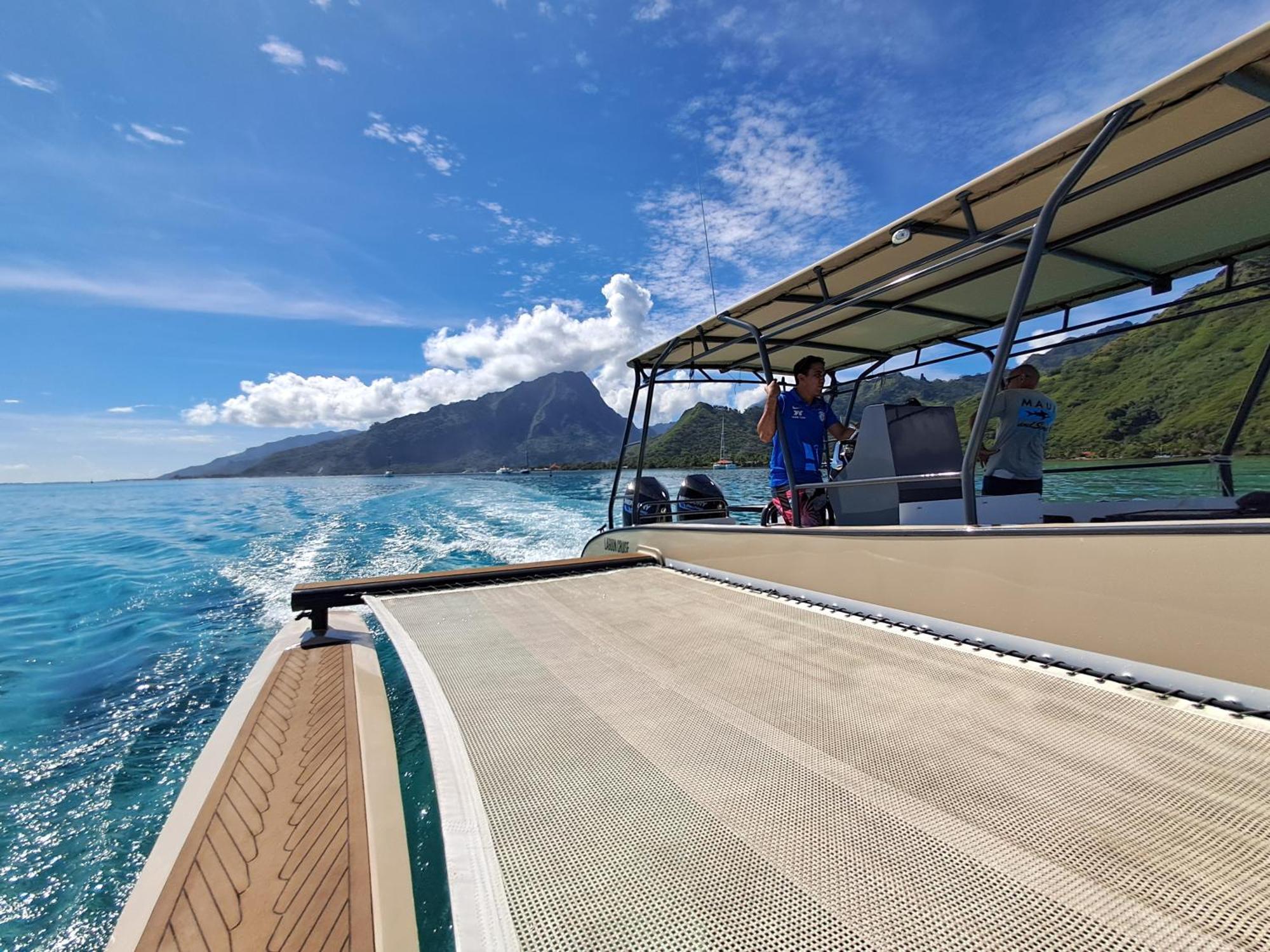 Moorea Island Beach Hotel Exterior photo